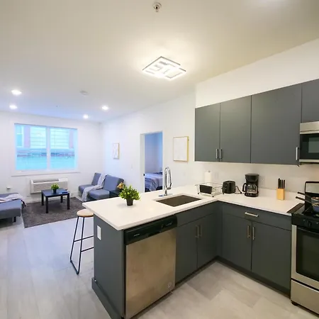 New Modern Serenity- 2Br Retreat Near New York City Bayonne Exterior photo
