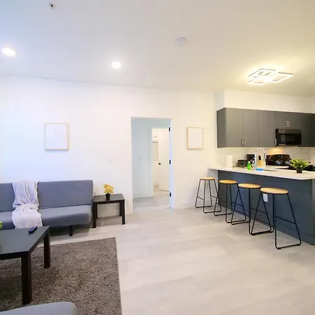 New Modern Serenity- 2Br Retreat Near New York City Bayonne Exterior photo