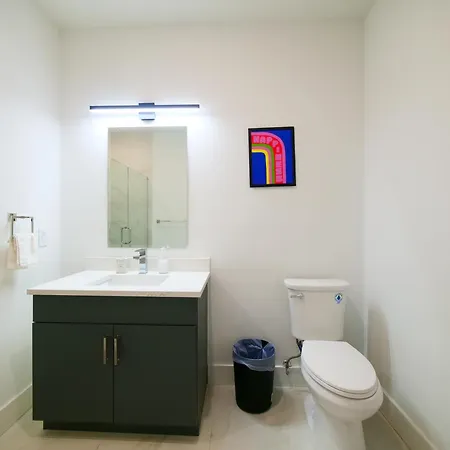 New Modern Serenity- 2Br Retreat Near New York City Bayonne Exterior photo