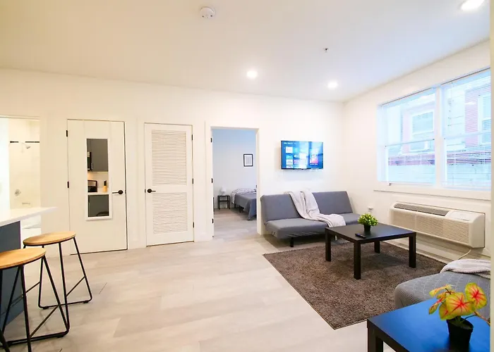 New Modern Serenity- 2Br Retreat Near New York City